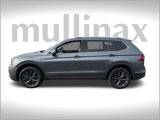 Used 2023 Volkswagen Tiguan SE image 3