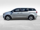 Used 2016 Kia Sedona L image 2