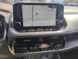 Used 2021 Nissan Rogue Platinum image 6