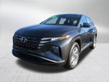 Used 2024 Hyundai Tucson SE image 3