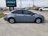 Used 2020 Toyota Corolla LE image 3