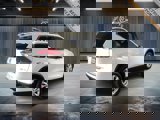 Used 2014 Nissan Rogue SV w/ SV Premium Package image 4