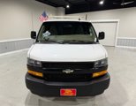 Used 2018 Chevrolet Express 3500 image 3