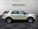 Used 2018 Ford Explorer XLT w/ Equipment Group 202A image 5