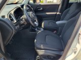 Used 2023 Jeep Renegade Latitude w/ Premium Group image 5