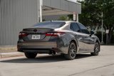 Used 2021 Toyota Camry SE image 5