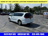 Used 2022 Chrysler Pacifica Touring-L image 3