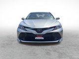 Used 2018 Toyota Camry LE image 2
