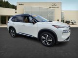 Used 2021 Nissan Rogue Platinum image 2