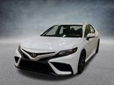 Used 2021 Toyota Camry SE image 2
