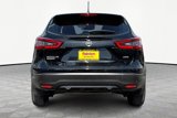 Used 2022 Nissan Rogue Sport S image 4