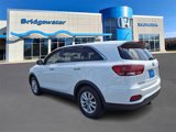 Used 2019 Kia Sorento LX image 4