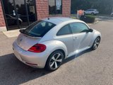 Used 2013 Volkswagen Beetle 2.0T image 5