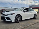 Used 2023 Toyota Camry SE image 2