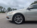 Used 2010 Volkswagen CC Luxury image 6