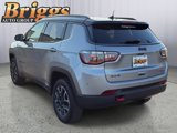 Used 2019 Jeep Compass Trailhawk image 3