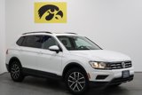 Used 2019 Volkswagen Tiguan SE w/ Panoramic Sunroof Package image 2