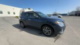 Used 2016 Nissan Rogue SL image 2
