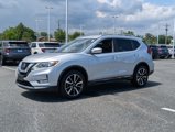 Used 2019 Nissan Rogue SL image 2
