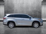 Used 2015 Toyota Highlander LE image 4