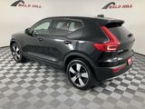 Used 2020 Volvo XC40 T5 Momentum w/ Premium Package image 4