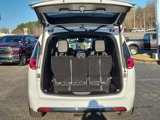 New 2025 Chrysler Pacifica Select image 5