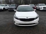 Used 2017 Kia Forte EX image 2
