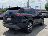 Used 2023 Nissan Rogue SV image 5