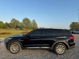 Used 2022 Ford Explorer Limited w/ Equipment Group 301A image 2