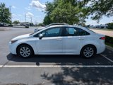 Used 2022 Toyota Corolla LE image 4