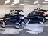 Used 2017 Jeep Grand Cherokee Laredo image 2