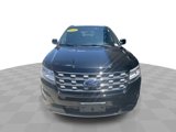 Used 2017 Ford Explorer XLT w/ Equipment Group 202A image 3