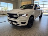 Used 2022 RAM 1500 4x4 Crew Cab image 3