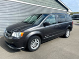 Used 2016 Dodge Grand Caravan SXT image 4