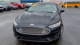 Used 2020 Ford Fusion SE image 3