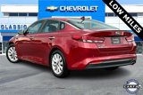 Used 2018 Kia Optima S image 4