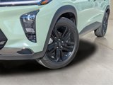 Used 2024 Chevrolet Trax ACTIV w/ Sunroof Package image 2