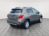 Used 2022 Chevrolet Trax LT w/ Driver Confidence Package image 5