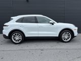 Certified 2024 Porsche Cayenne image 5