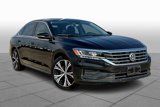 Used 2021 Volkswagen Passat 2.0T SE image 2
