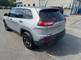 Used 2015 Jeep Cherokee Sport image 6