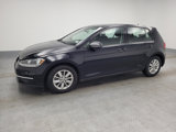 Used 2019 Volkswagen Golf S image 2