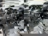 Used 2018 Kia Niro EX image 2