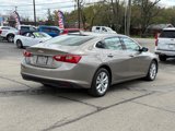Used 2024 Chevrolet Malibu LT image 3