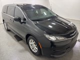 Used 2017 Chrysler Pacifica Touring image 5