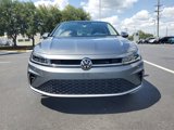 Used 2025 Volkswagen Jetta SE image 3