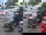 Used 2013 Toyota Sienna XLE image 2