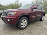 Used 2017 Jeep Grand Cherokee Laredo image 3