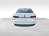 Used 2022 Volkswagen Passat 2.0T image 4