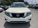 Used 2014 Nissan Pathfinder S image 2